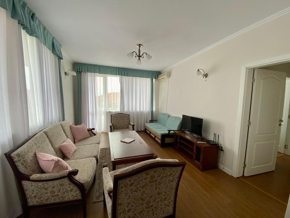 סנט קונסטנטין והלנה Wild Cherry Apartments מראה חיצוני תמונה
