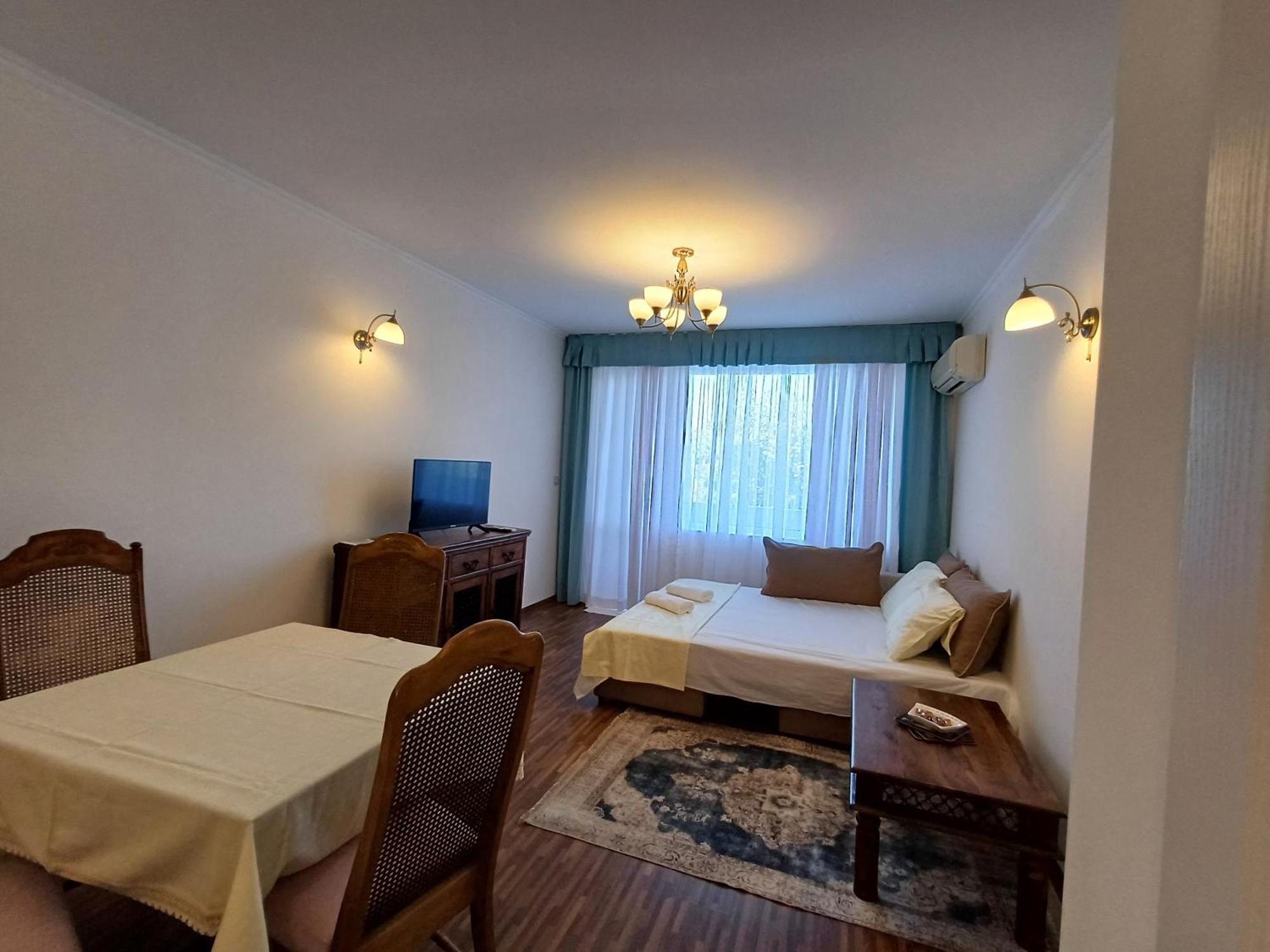 סנט קונסטנטין והלנה Wild Cherry Apartments מראה חיצוני תמונה